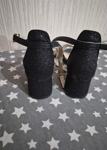 Siyah Tokalı Blok Topuklu Kız Çocuk Ayakkabı  30 sifir - Görsel 9