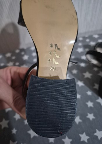 Siyah Tokalı Blok Topuklu Kız Çocuk Ayakkabı  30 sifir - Görsel 3