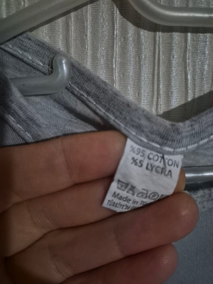 Kız Çocuk  Frozen Tişört tüm  ürünlere teklifler Kabuledilir - Görsel 2