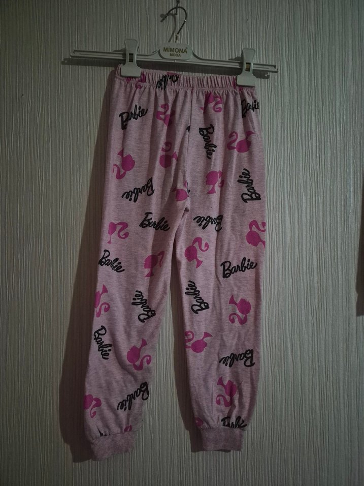 Barbie Baskılı Pembe Kız Eşofman Takımı 5.6.7 temiz yenigibi - Görsel 2
