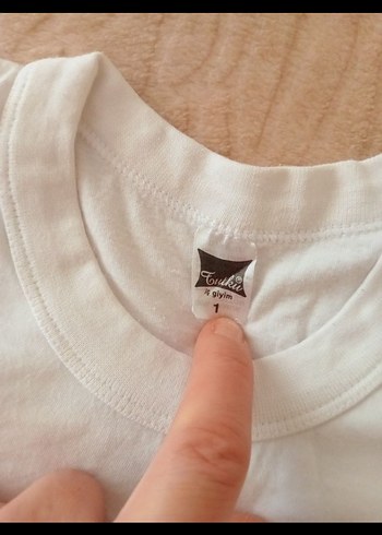 Beyaz Çocuk Atlet - Görsel 2