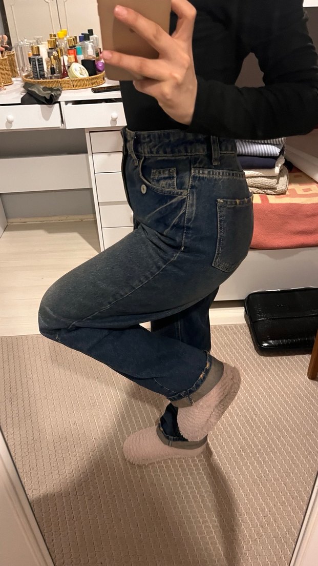 Kadın Lacivert Düğmeli Rahat Kesim Midi Kot Pantolon - Görsel 3