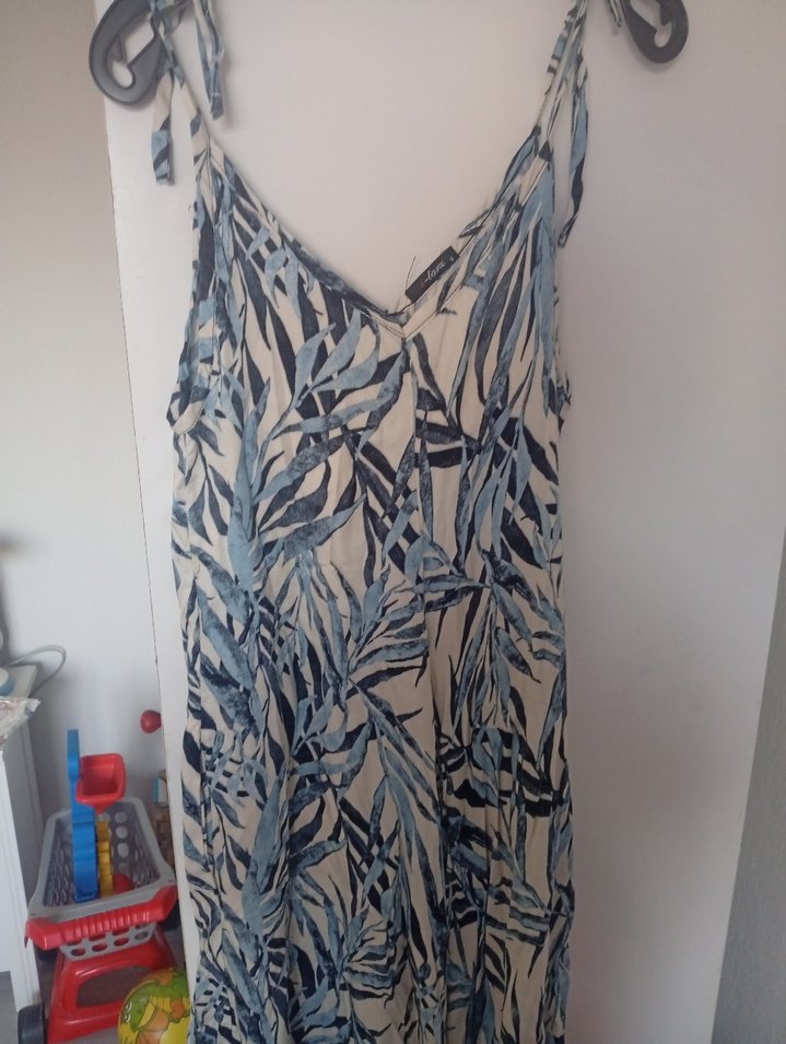 Kadın V Yaka Kolsuz Bohem Tulum - Görsel 2