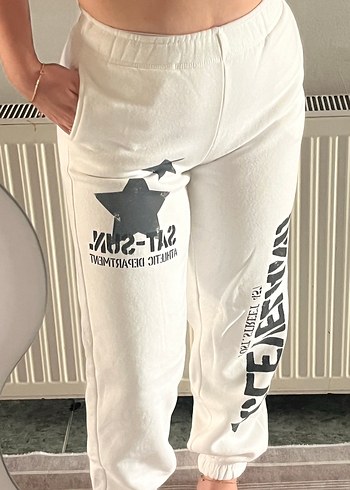 Beyaz Baskılı Rahat Kesim Kadın Eşofman Altı
