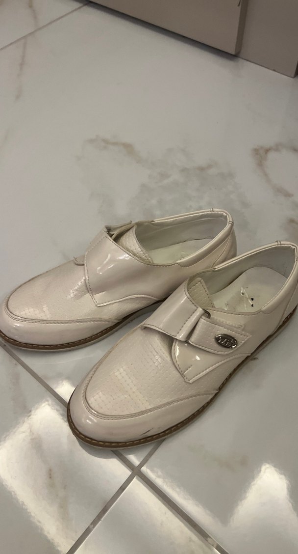 Tokalı Beyaz Erkek Çocuk Özel Ayakkabı - Görsel 3