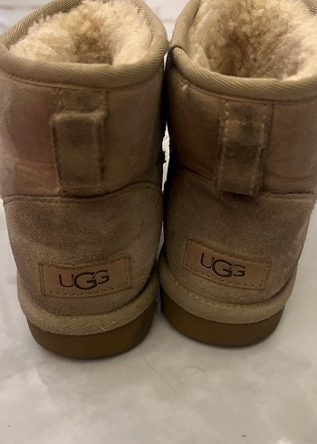 Ugg 37