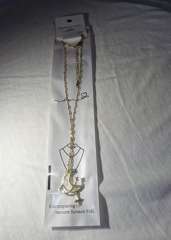 Altın Renkli Zincir Detaylı Minimalist Kolye - Görsel 2