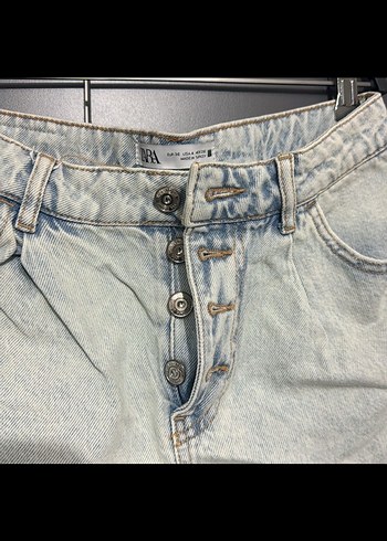 s Beden Zara Düğmeli Mini Denim Şort