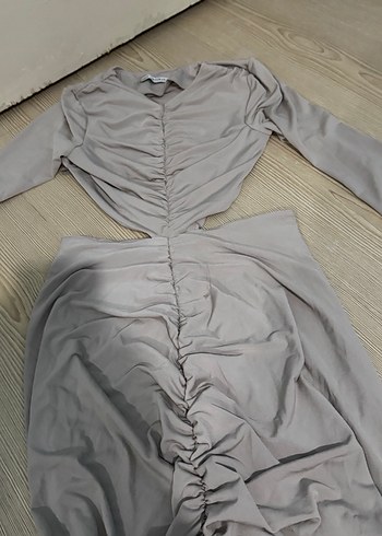 Diğer Büzgülü bel detaylı gri elbise