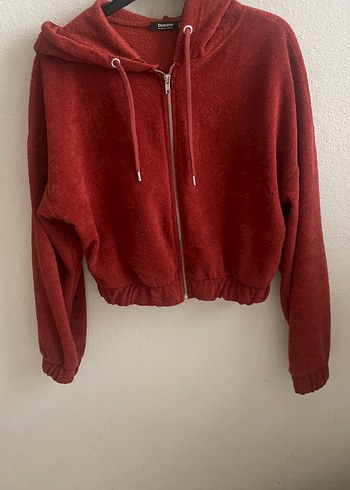 Kırmızı Kapüşonlu Fermuarlı Kadın Sweatshirt