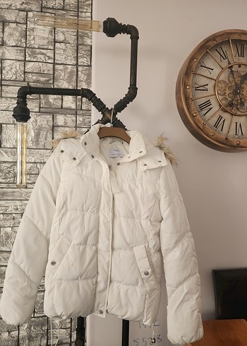 Bershka Ekru Kapusonlu Sisme Mont