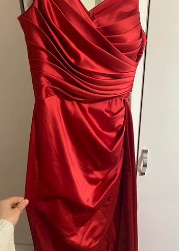 Kırmızı Uzun Drapeli V-Yaka Abiye Elbise - Görsel 4