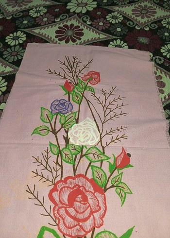 Baskılı Pembe Örtü