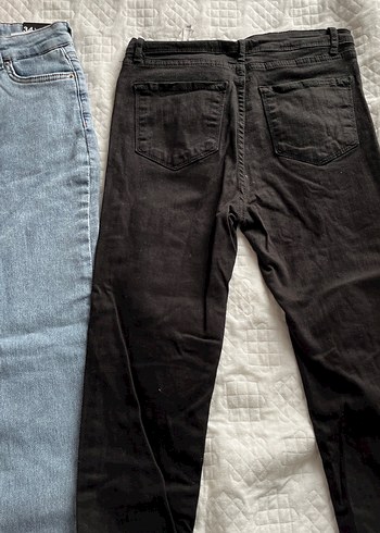 Mavi Düğmeli Normal Boy Kadın Kot Pantolon ve Siyah kot Pantolon - Görsel 2