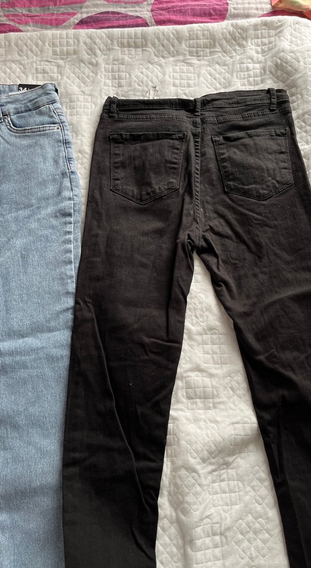 Mavi Düğmeli Normal Boy Kadın Kot Pantolon ve Siyah kot Pantolon - Görsel 2