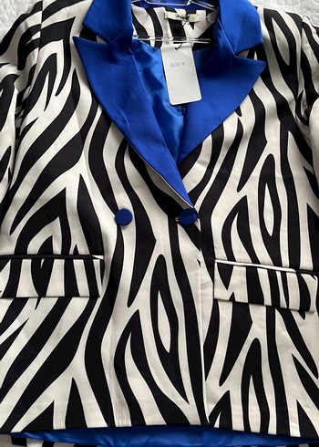 Trendyol & Milla Kadın Mavi Zebra Desenli Blazer Ceket