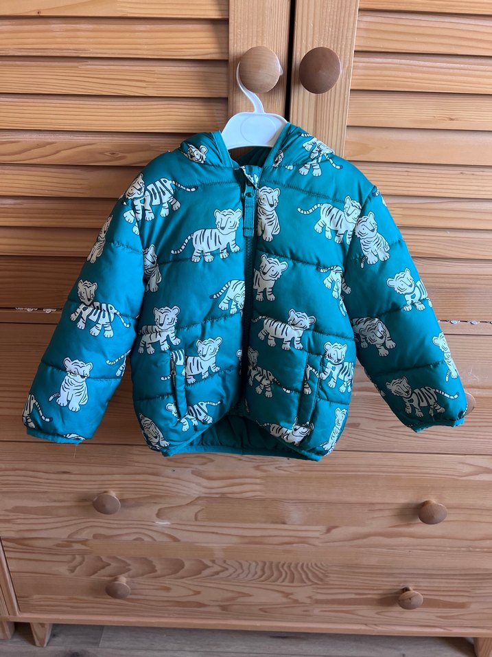 Kapüşonlu Turkuaz Baskılı Erkek Çocuk Mont Marks and Spencer - Görsel 2