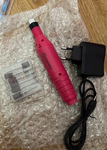 Pembe Elektrikli Tırnak Bakım Seti