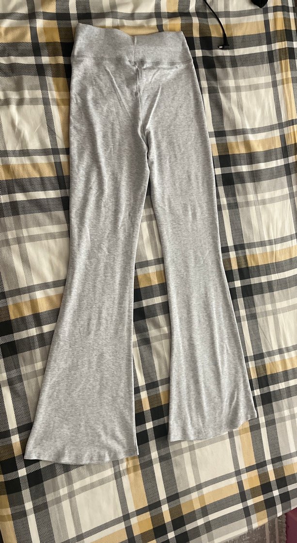 Kadın Gri Bol Kesim İspanyol Paça Pantolon - Görsel 2