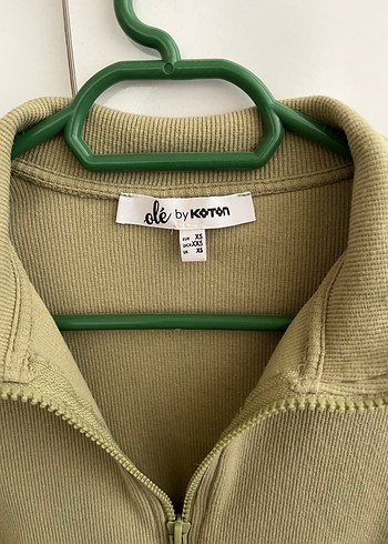 Bej Fermuarlı Yüksek Yakalı Kadın Kazak - Görsel 3