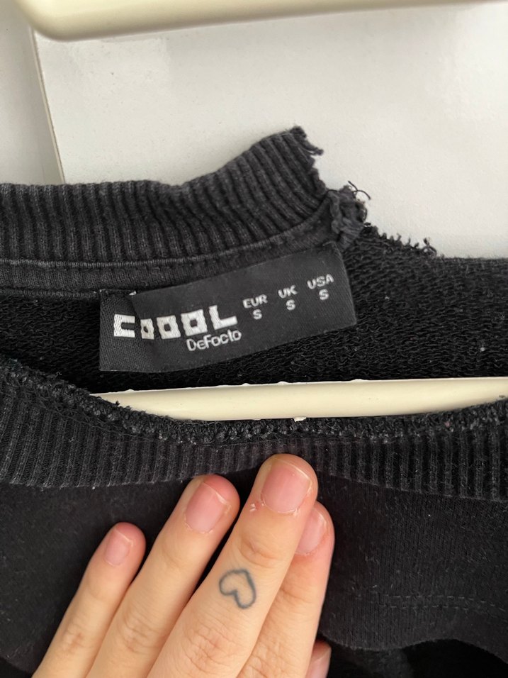 Siyah Crop Uzun Kollu Kadın Sweatshirt - Görsel 3