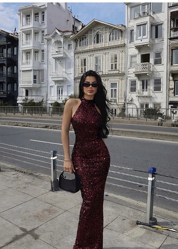 Bordo Parlak Simli Uzun Sırt Dekolteli Elbise - Görsel 3