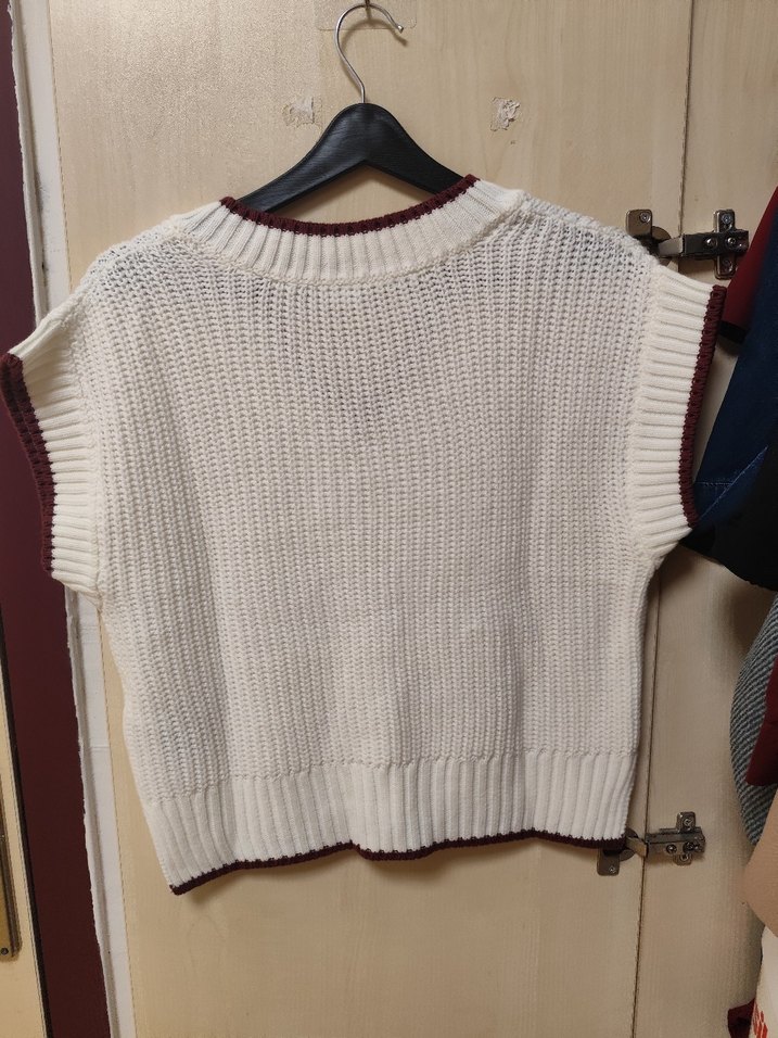 Bordo-Beyaz V Yaka Örgü Süveter - Görsel 2