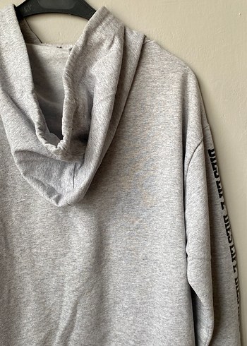 Gri Kapüşonlu Oversize Sweatshirt - Görsel 3