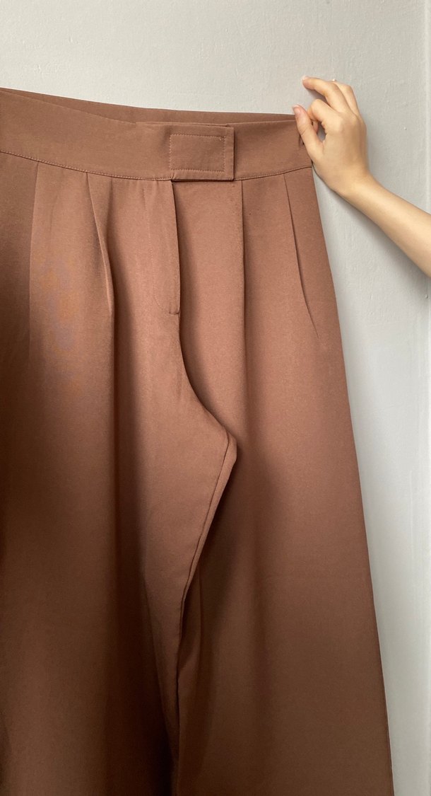 Bej Pileli Kadın Kumaş Pantolon - Görsel 2