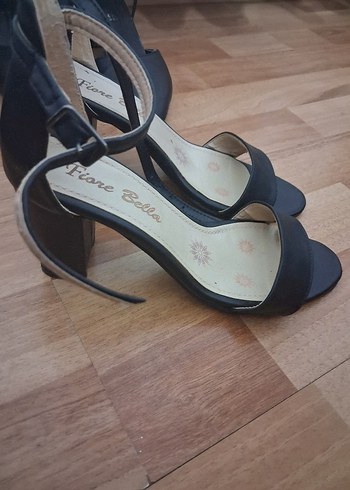 siyah topuklu aykkabı - Görsel 4