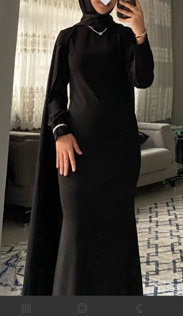 Uzun Siyah Gotik Drapeli Elbise kiralık 500tl - Görsel 2