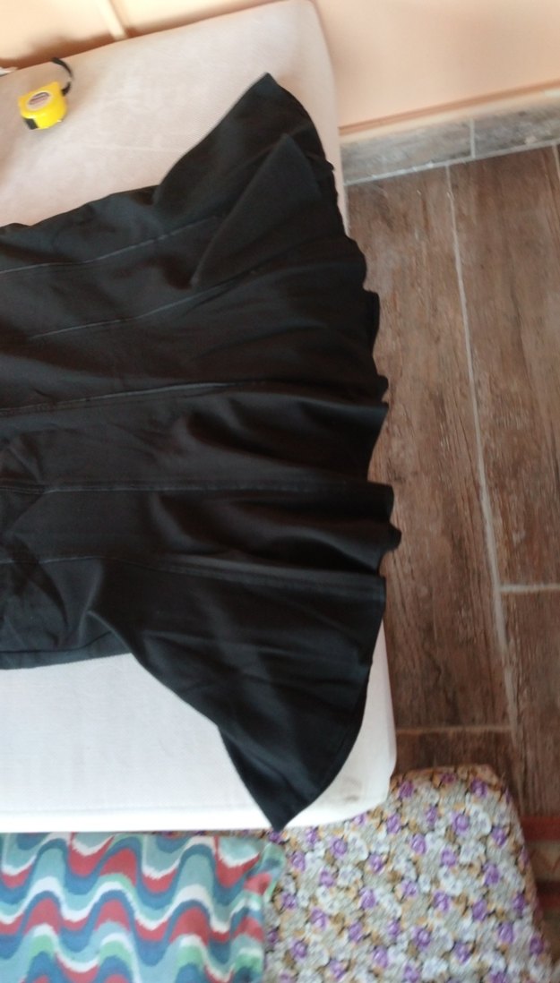 MARKS SPENCER 46 beden kalçadan kloş şık
etek. Hiç giyilmedi. - Görsel 3