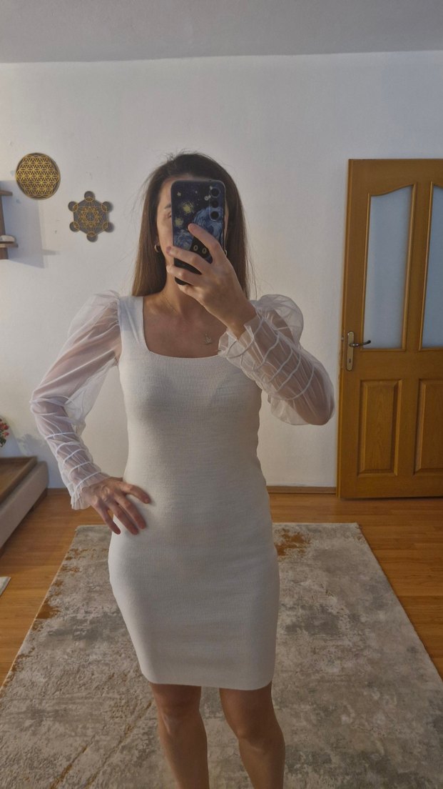 Beyaz Kare Yakalı Triko Midi Elbise - Görsel 4