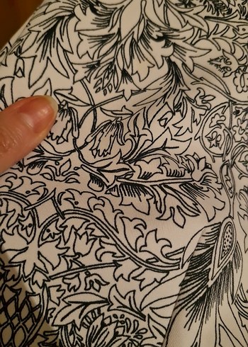 MANGO Beyaz üzerine siyah desenli Kalem Etek - Görsel 9