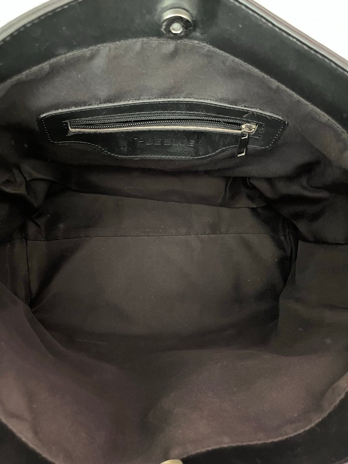 Siyah Deri Tokalı Kadın Çanta - Görsel 4