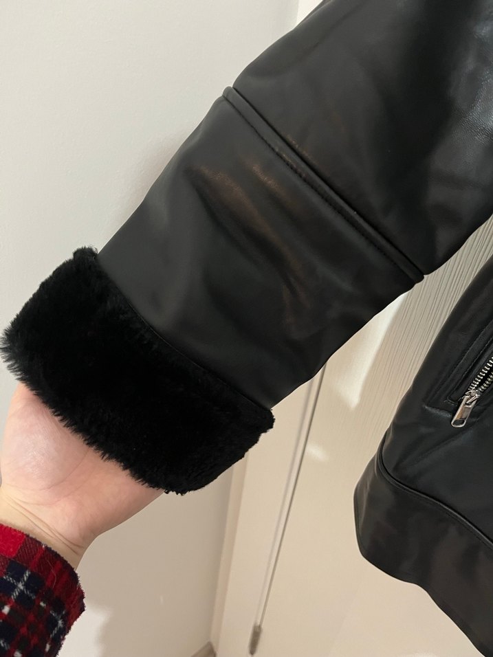 Kürk Detaylı Siyah Deri Biker Ceket - Görsel 3