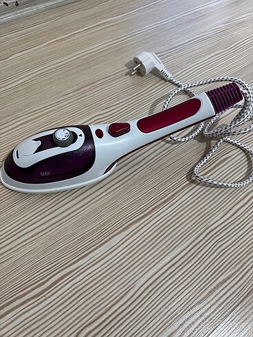 Hiç kullanılmamış mini ütü