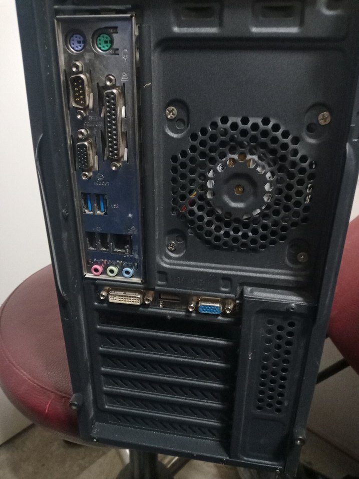 Siyah Nagas Masaüstü Bilgisayar - Görsel 3