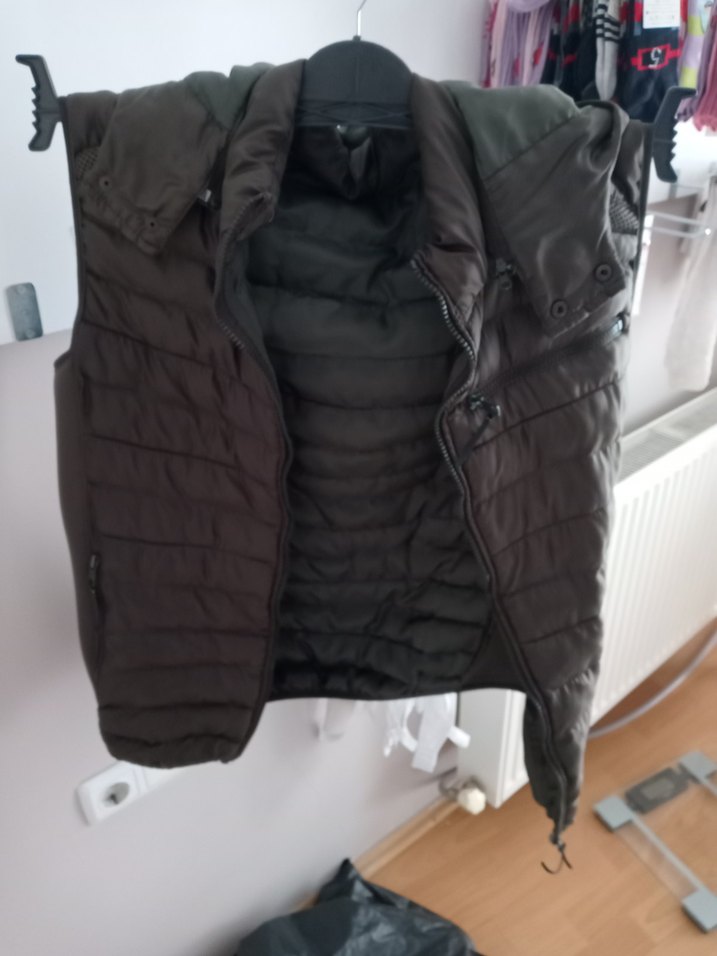 Gri Kapüşonlu Erkek Spor Yelek  S beden - Görsel 3