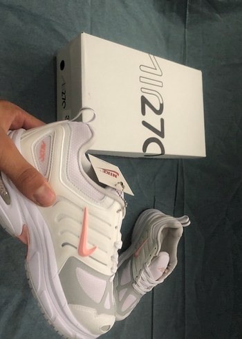 Nike Beyaz Gri Fermuarlı Stiletto Topuklu Spor Ayakkabı