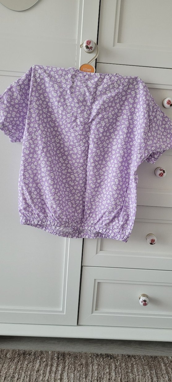 Mor Düğmeli Kısa Kollu Çiçekli Bluz - Görsel 3