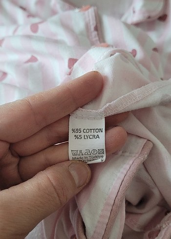 Pembe Kalp Desenli Uzun Kollu Pijama Takımı - Görsel 4