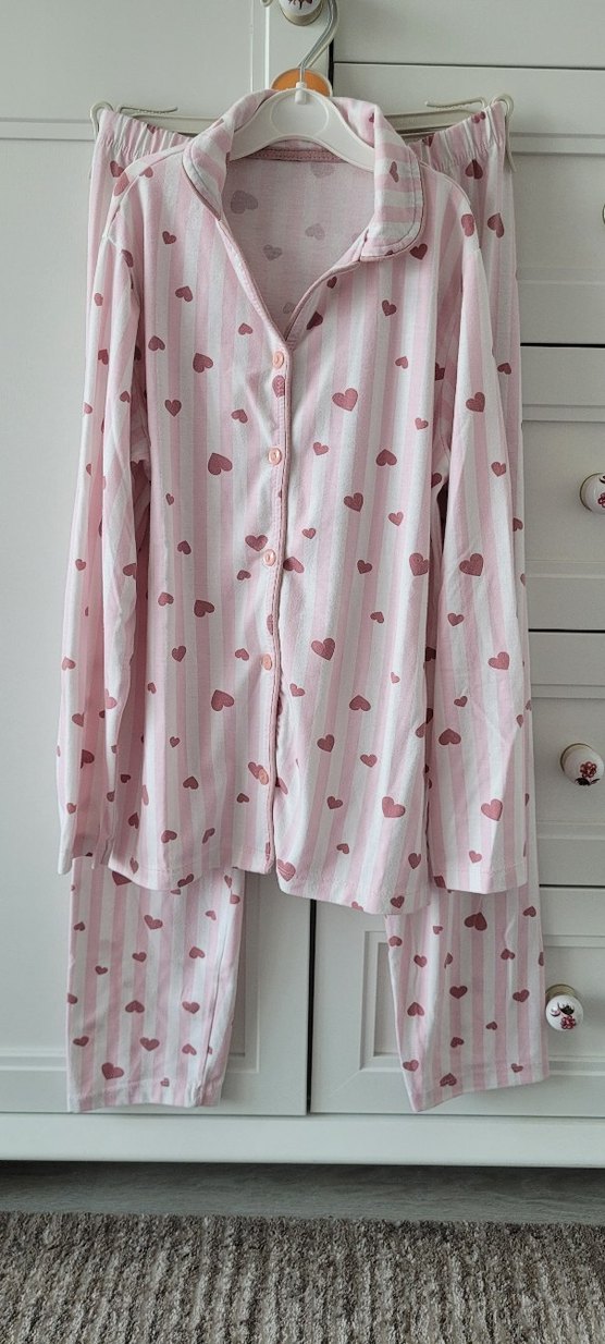 Pembe Kalp Desenli Uzun Kollu Pijama Takımı - Görsel 2