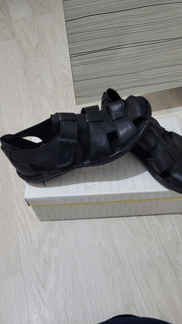 Erkek Siyah Cırt Tokalı Deri Sandalet - Görsel 2