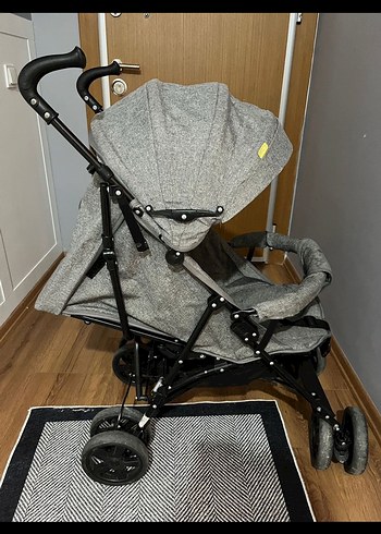 9- 18 kg Beden Gri Bebek Arabası Hafif ve Katlanabilir