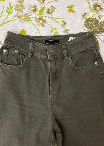 Kadın Haki Düğmeli Regular Fit Kot Pantolon