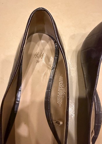 H&M Kahverengi Deri Stiletto Topuklu Kadın Babet
