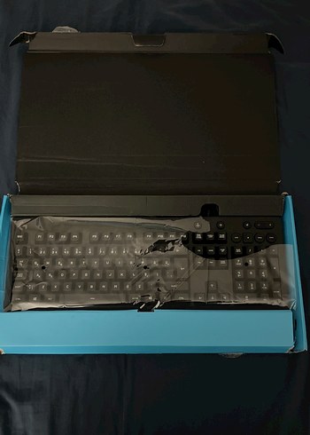 Logitech G213 Prodigy RGB Siyah Oyuncu Klavyesi - Görsel 2