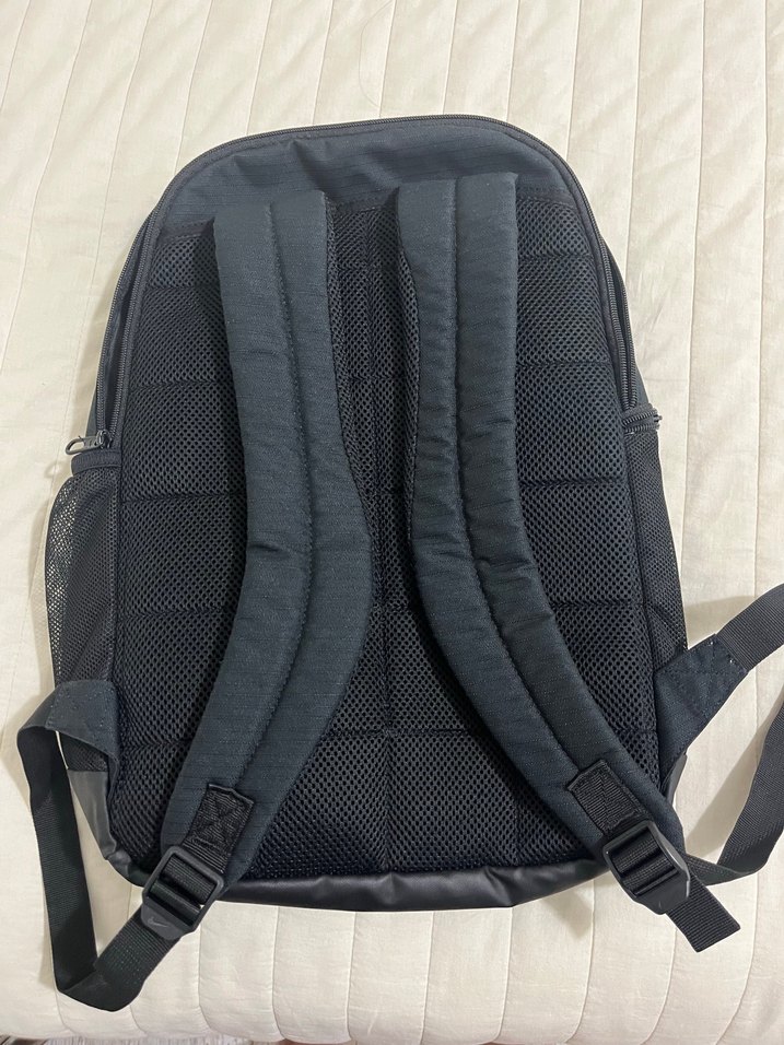 Siyah Nike Spor Sırt Çantasi - Görsel 2