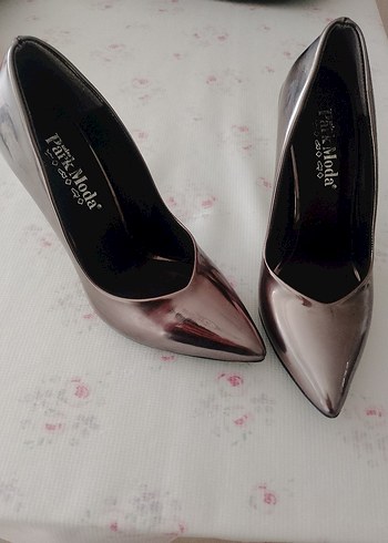 Diğer ParkModa Parlak Bej Stiletto Topuklu Ayakkabı
